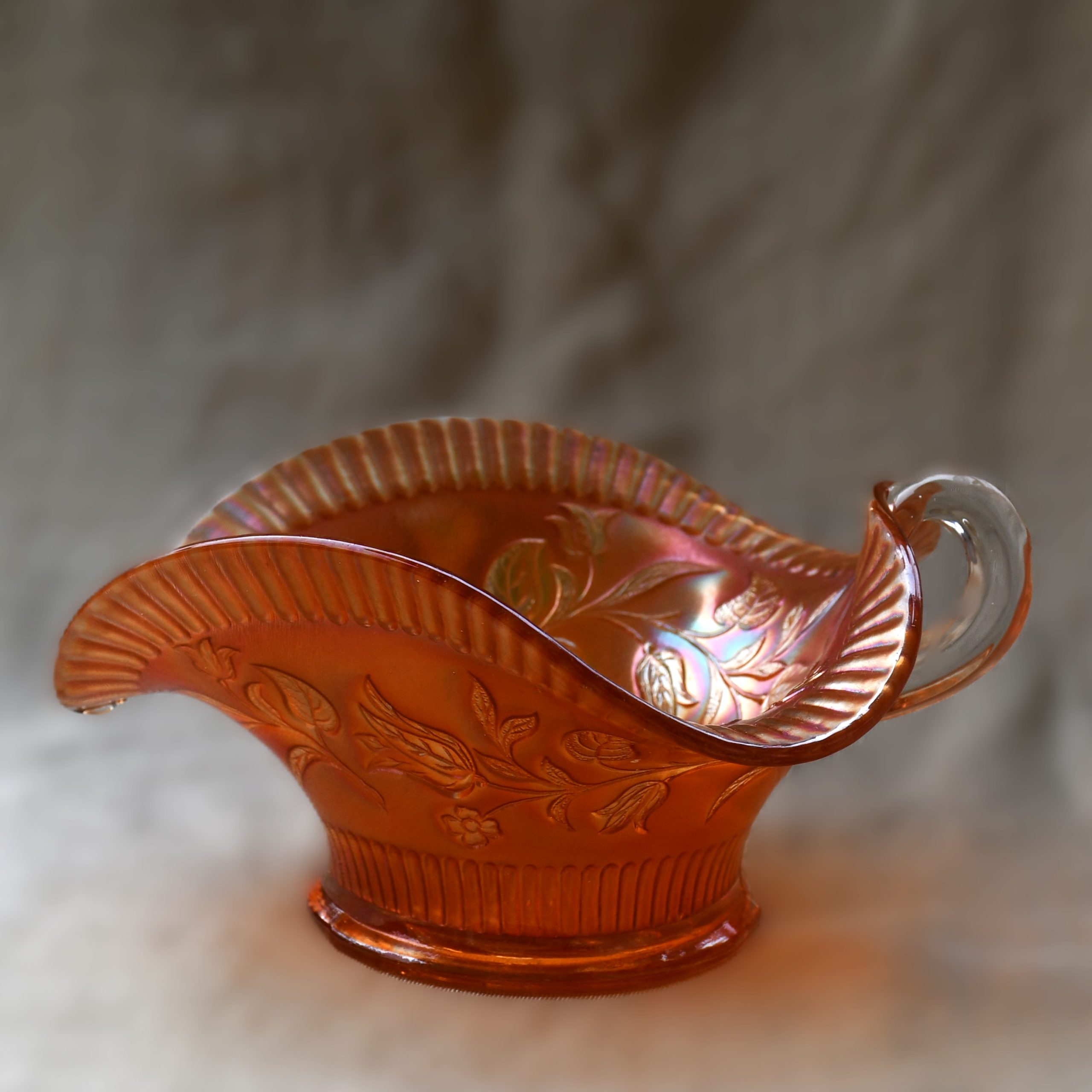 Сосиера Dugan - карнавално стъкло