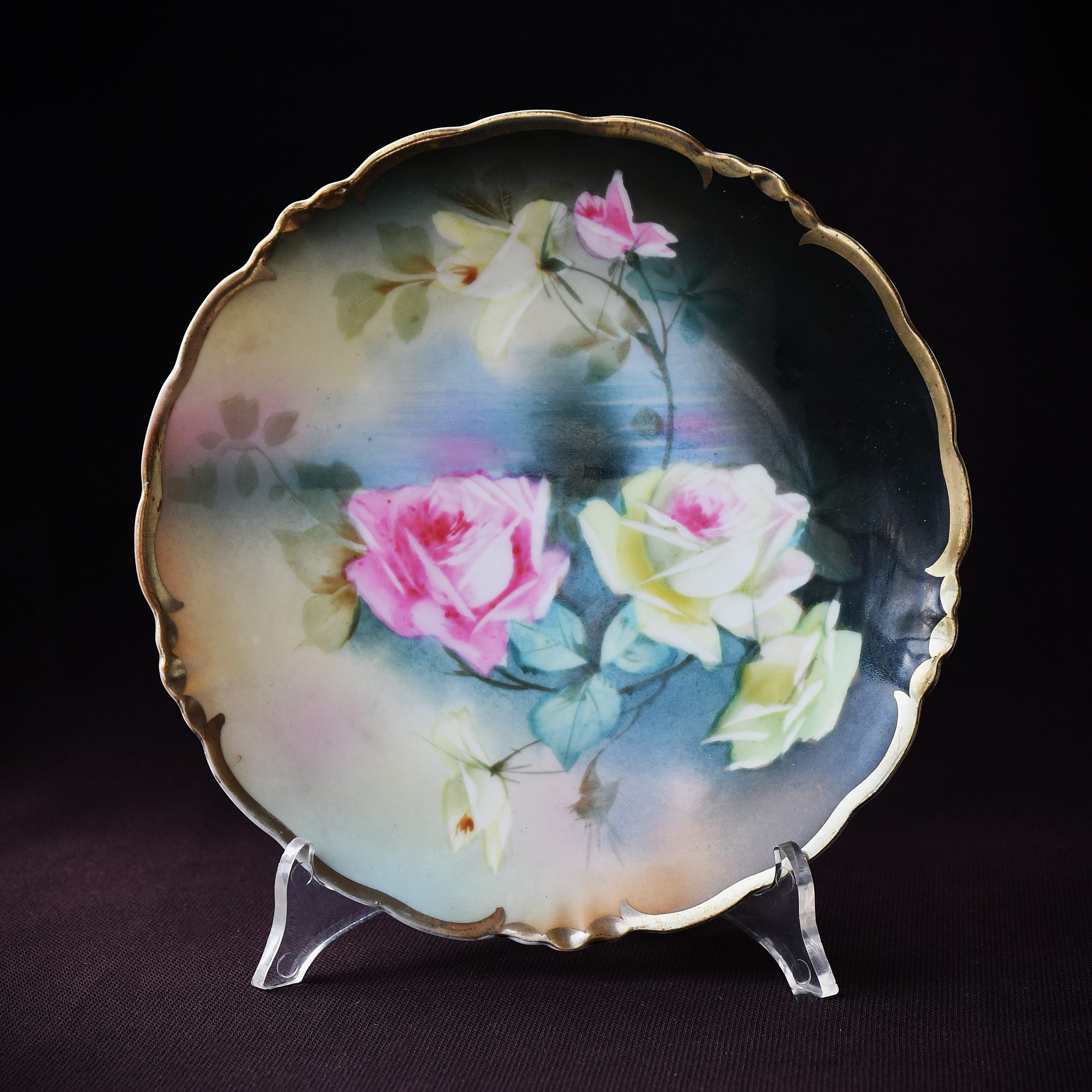 Антична чиния на "Jaеger & Co." (J&C) - ръчно рисувана