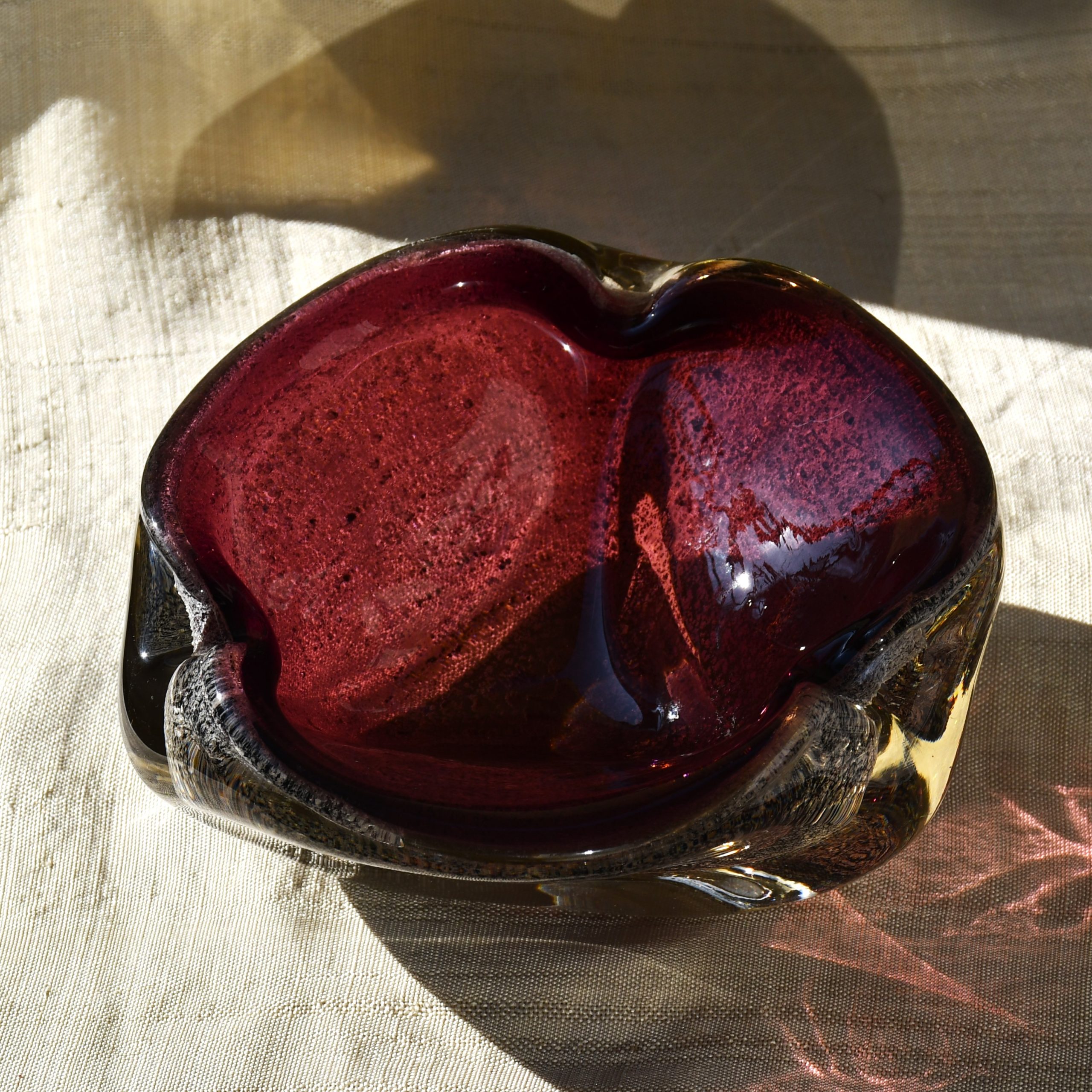 Пепелник/център Мурано. Винтидж.