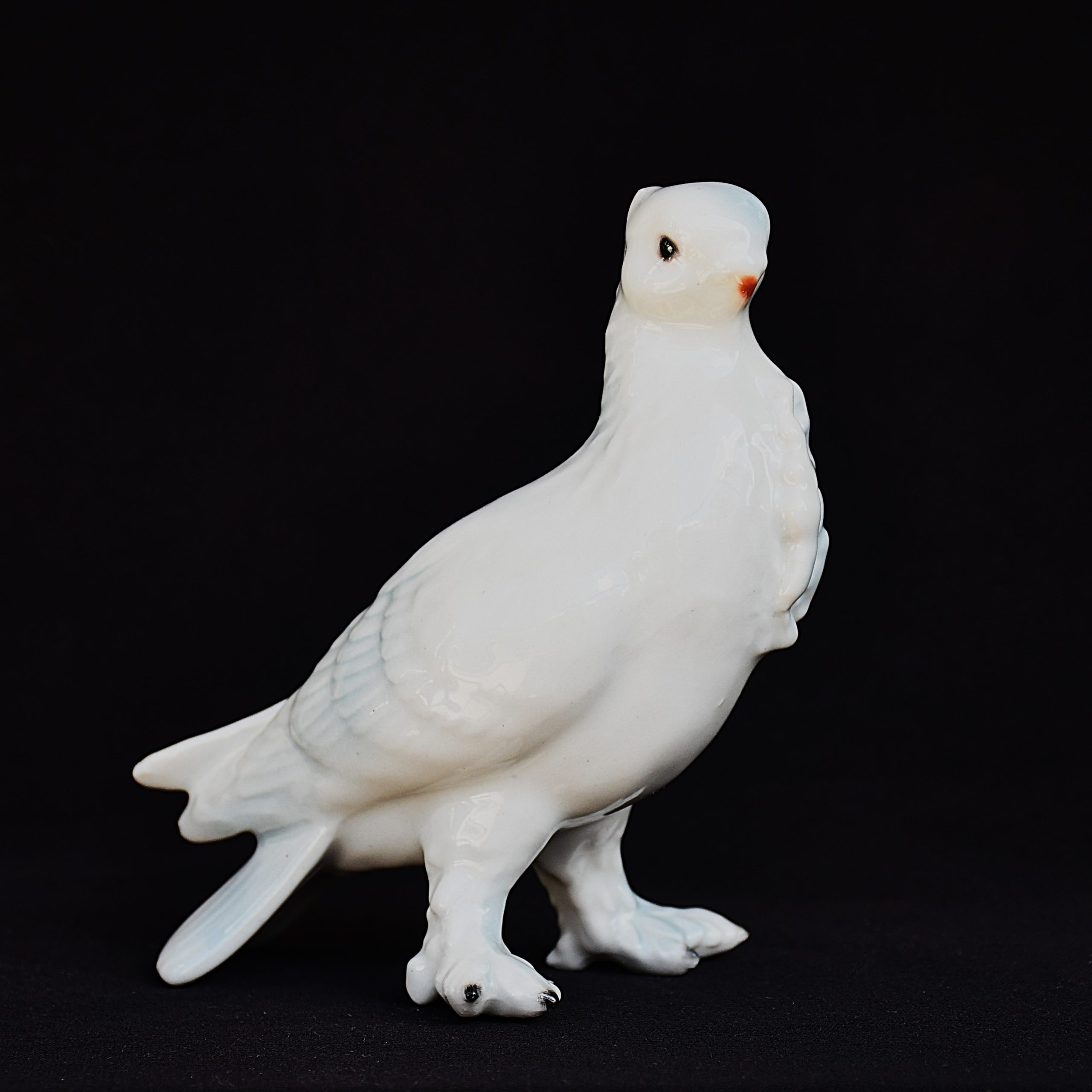 Порцеланов гълъб "Royal Dove" - рядък