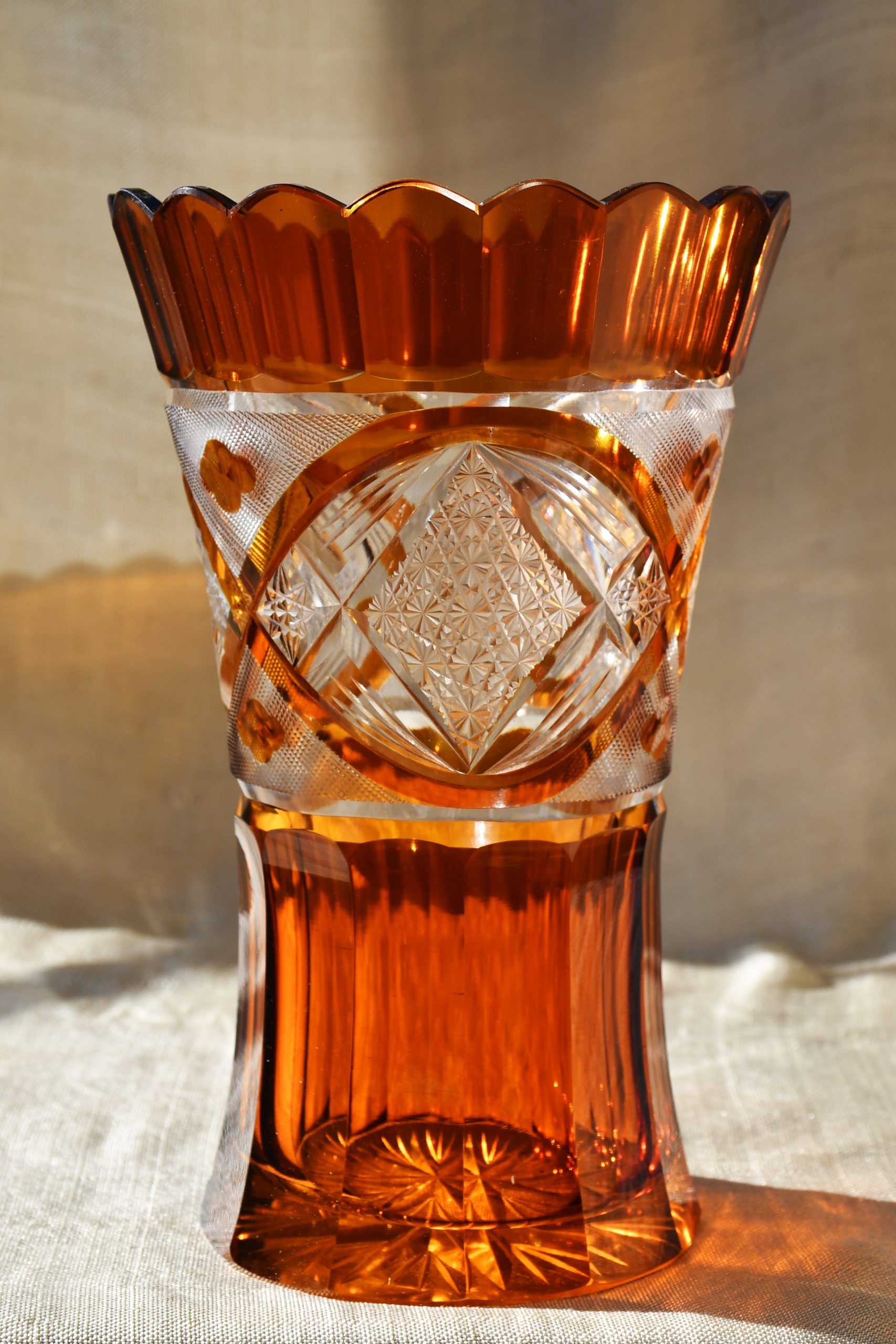 Рядка масонска ваза - двуслоен кристал